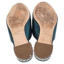 مملوكة مسبقًا صندل سلايد ميو ميو جلد نقشة الثعبان أخضر بفيونكة مزينة كعب مرصع مقاس 38.5