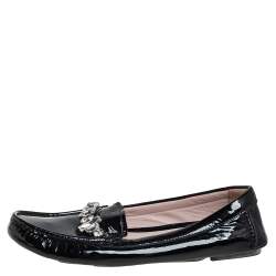 Pre Owned حذاء لوفرز ميو ميو جلد أسود لامع بزخارف كريستال مقاس 38