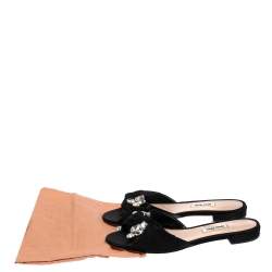 مملوكة مسبقًا صندل سلايد ميو ميو مزخرف كريستال عقدة كانفاس وساتان أسود مقاس 38