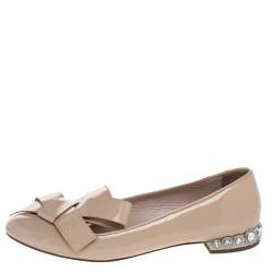 Pre Owned Miu Miu Beige Patent Leather Bow Crystal Embellished Smoking Slippers Size 37 