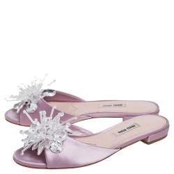 Pre Owned حذاء سلايد ميو ميو فلات مقدمة مفتوحة مزخرف كريستال ساتان وردى مقاس36.5  