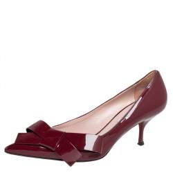 MIU MIU Bow-embellished patent-leather pumps  Red high heel pumps, Patent  leather pumps, Red bow heels