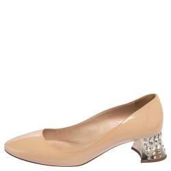 Pre Owned Miu Miu Beige Patent Leather Crystal Heel Pumps Size 39