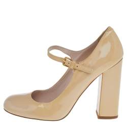 مملوكة مسبقًا حذاء كعب عالي ميو ميو ماري جين كعب سميك جلد لامع بيج مقاس 38.5 