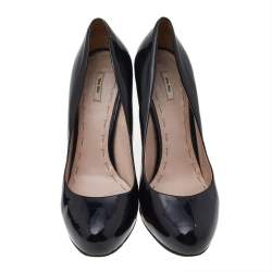 Miu Miu Black Patent Leather Round Toe Pumps Size 40