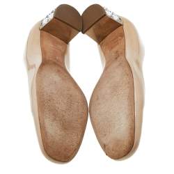 مملوكة مسبقًا Miu Miu Beige Patent Leather Crystal Embellished Block Heel Pumps Size 37