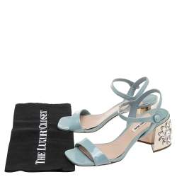 Pre Owned صندل ميو ميو جلد  أزرق فاتح لامع بكعب مزبن بالكريستال وحزام كاحل بمقاس 38