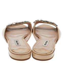 مملوكة مسبقًا Miu Miu Beige Patent Leather Crystal Embellished Slide Sandals Size 37.5