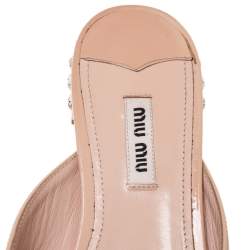 Pre Owned Miu Miu Beige Patent Leather Bow Detail Jeweled Heel Flat Slides Size 38.5