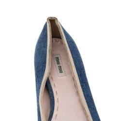 Pre Owned حذاء باليرينا فلات ميو ميو دنيم أزرق مزخرف كريستال مقاس 41