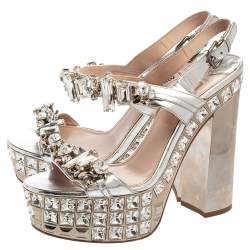 مملوكة مسبقًا Miu Miu Silver Leather Crystal Embellished Block Heel Platform Sandals Size 38
