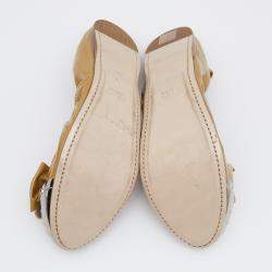 مملوكة مسبقًا Miu Miu Beige Patent Leather Crystal Bow Embellished Cap Toe Ballet Flats Size 41