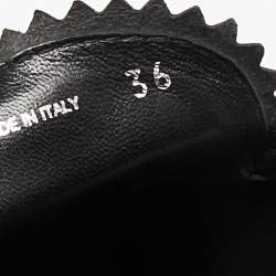 Pre Owned حذاء لوفرز ميو ميو جلد أسود سليب أون مقاس 36