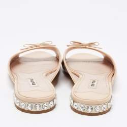 Pre Owned Miu Miu Beige Patent Leather Bow Crystal Embellished Heel Flat Slides Size 39