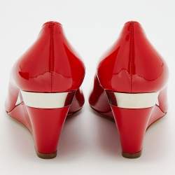 Pre Owned حذاء كعب عالي ميو ميو جلد أحمر لامع بمقدمة مفتوحة مقاس 39
