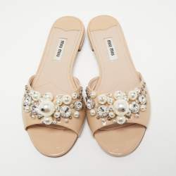 Miu Miu Beige Patent Leather Faux Pearl Embellished Flat Slides Size 36