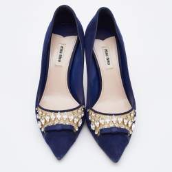 مملوكة مسبقًا Miu Miu Navy Blue Suede Crystal Embellished Pointed Toe Pumps Size 39.5