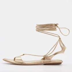 مملوكة مسبقًا Miu Miu Gold Leather Flat Ankle Wrap Sandals Size 37
