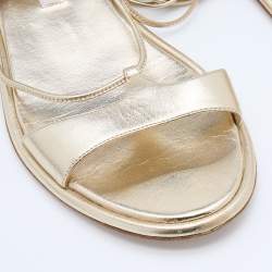 مملوكة مسبقًا Miu Miu Gold Leather Flat Ankle Wrap Sandals Size 37