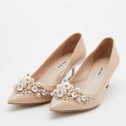 Miu Miu Beige Patent Leather Crystal and Pearl Embellished Pumps Size 39