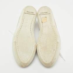 مملوكة مسبقًا Miu Miu Beige Studded Suede Low Top Sneakers Size 35