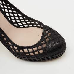 مملوكة مسبقًا Miu Miu Black Woven Leather Platform Pumps Size 35