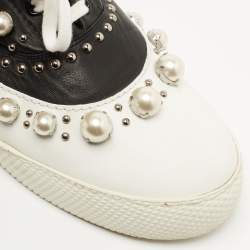 مملوكة مسبقًا Miu Miu White/Black Leather Studded Lace Up Sneakers Size 41