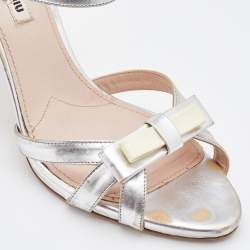 Pre Owned Miu Miu Silver Patent Leather Crystal Embellished Block Heel Ankle Strap Sandals Size 40