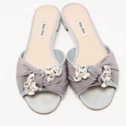 مملوكة مسبقًا Miu Miu Grey Satin Crystal Embellished Flat Slides Size 38