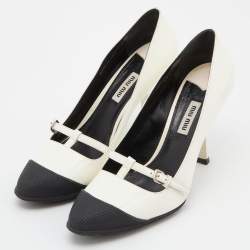 Pre Owned حذاء كعب عالي ميو ميو جلد أبيض/أسود مقدمة مستديرة مقاس 37