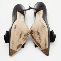 Miu Miu Black Patent and Leather Bow Pointed Toe Pumps Size 37