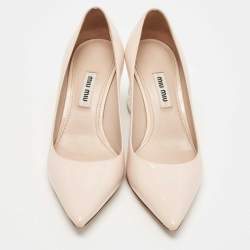 مملوكة مسبقًا Miu Miu Light Pink Patent Leather Pumps Size 35