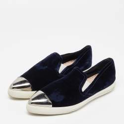 Pre Owned Miu Miu Blue Velvet Pointed Cap Toe Slip On Sneakers Size 41