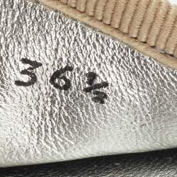 Pre Owned حذاء فلات ميو ميو مزخرف بكريستال و بنعل سميك إسبادريل جلد ذهبي ميتاليك مقاس 38