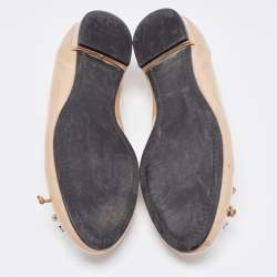 مملوكة مسبقًا Miu Miu Beige Patent Leather Crystal Embellished Ballet Flats Size 38