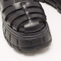 مملوكة مسبقًا Miu Miu Black Rubber Eva Platform Sandals Size 38