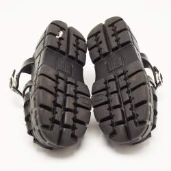 مملوك ة مسبقًا Miu Miu Black Rubber Eva Platform Sandals Size 38