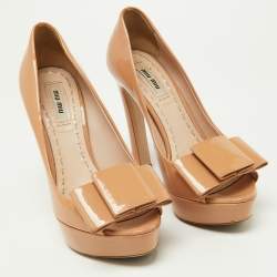 Pre Owned Miu Miu Beige Patent Leather Bow Peep Toe Platform Pumps Size 36.5