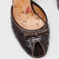 Pre Owned Miu Miu Dark Brown Croc Embossed Leather Bow Slingback Sandals 39