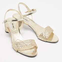 مملوكة مسبقًا Miu Miu Gold Coarse Glitter and Patent Ankle Strap Sandals Size 38