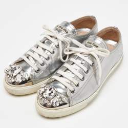 Miu Miu Silver Patent Leather Crystal Embellished Cap-Toe Low-Top Sneakers Size 38.5