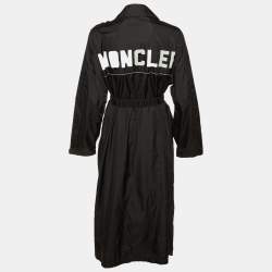 Pre Owned جاكيت مونكلير نايلون أسود بالشعار المطبوع طويل مقاس صغير - سمول