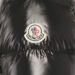 مملوكة مسبقًا Moncler Black Synthetic Down Jacket S