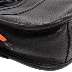 Pre Owned Moncler Black/Navy Blue Pebbled Leather Rania Shoulder Bag