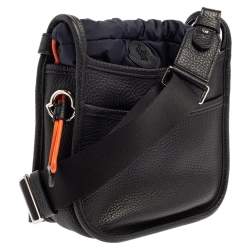 Pre Owned Moncler Black/Navy Blue Pebbled Leather Rania Shoulder Bag