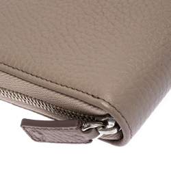 Montblanc Beige Leather Meisterstuck 8cc Zip Around Wallet