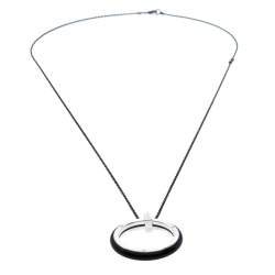 Pre Owned Montblanc Les Aimants By Charlotte Casiraghi Resin Silver Long Pendant Necklace