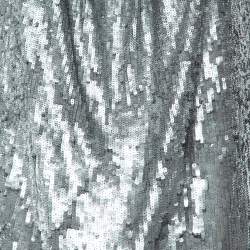 مملوكة مسبقًا فسستان موسكينو شيب & شيك فضي مزين بأحجار لامعة وفاصل مميز مقاس صغير