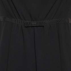 Pre Owned فستان موسكينو شيب آند شيك كريب أسود بلا أكمام قصير مقاس متوسط - ميديم