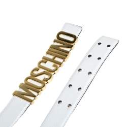Pre Owned Moschino White Grained Leather Classic Logo Belt 95CM
